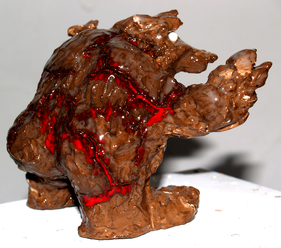 Gorille sauvagement bless�.